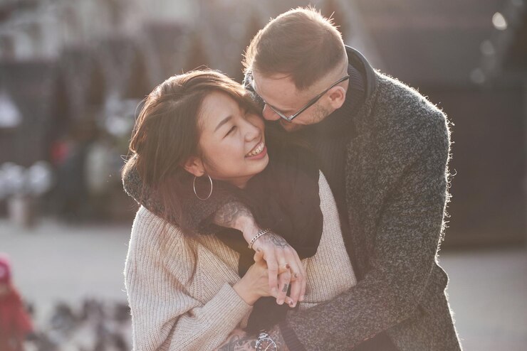 date Singles chat line partner with genuine mindset