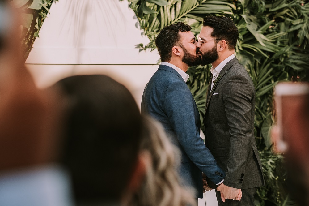 Emotion-focused coping tips for Gay chat line daters